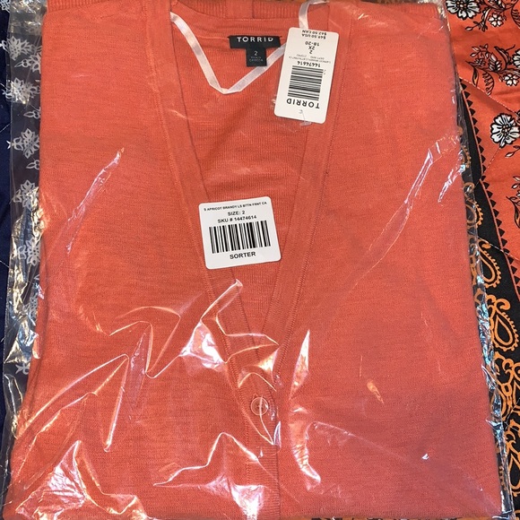 Cute Cardigan 3x - Picture 8 of 8